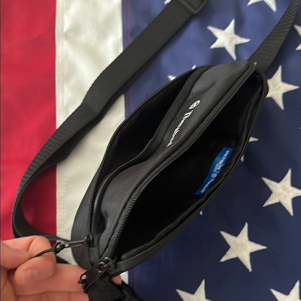 Black Sling Bag - Picture 5 of 14